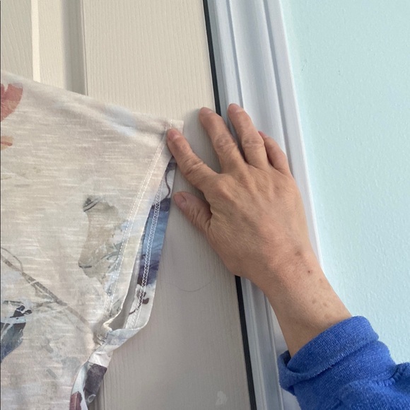 Floral High-Low Blouse - Picture 3 of 4